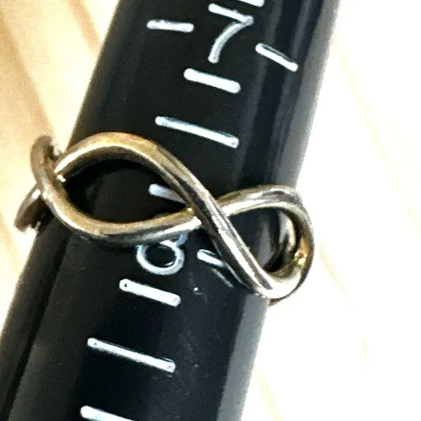 Infinity Twist Band Ring - Image 5