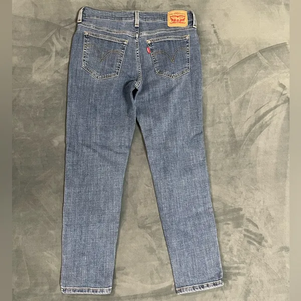 Levi Boyfriend Jeans, Size: 27x27 - Image 2