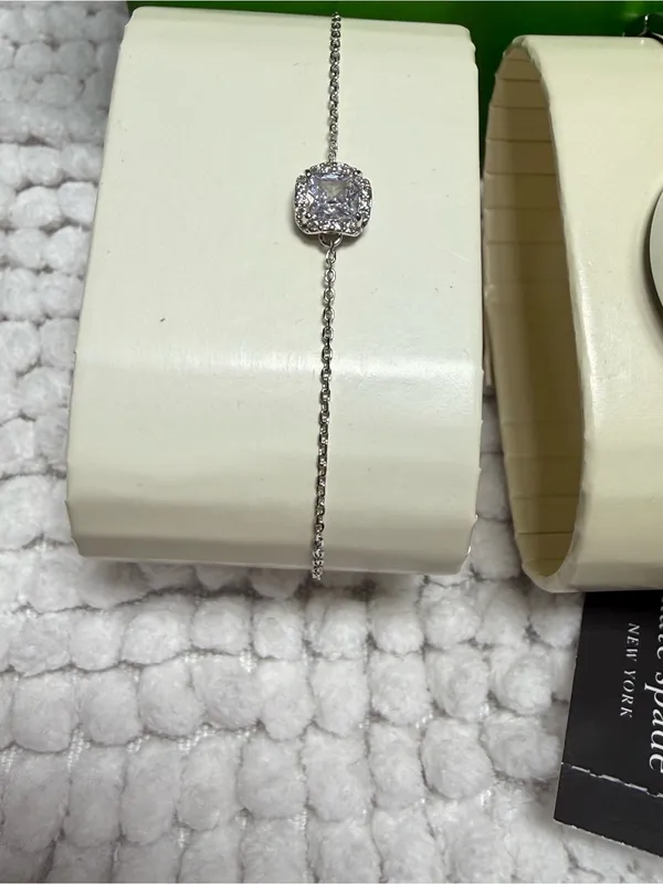 Kate Spade NY Metro Three-Hand Quartz Bracelet Watch & Crystal Bracelet Set NWT - Image 5