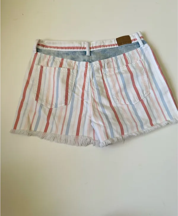 American Eagle Pastel Stripe Patch pocket Denim Mom Shorts~10 - Image 2