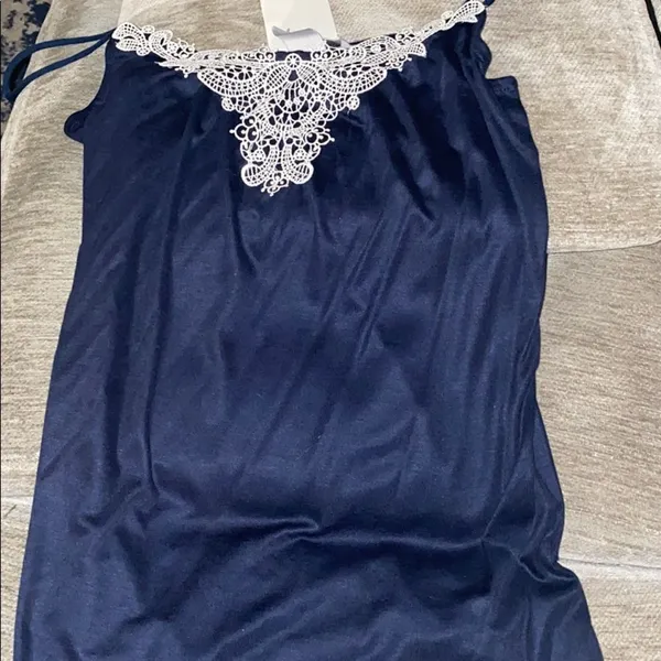 ✨H&M Embroidered Cami Top✨ - Image 2
