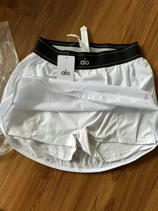 ALO YOGA White Sporty Mini Skirt, Size M - Image 5