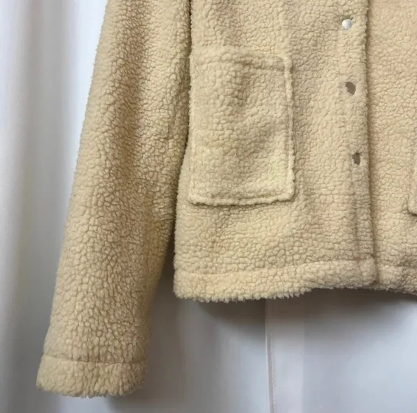 Light Cream Button up Faux Fur Sherpa Fleece Jacket Warm Winter Teddy Coat Size Large - Image 3
