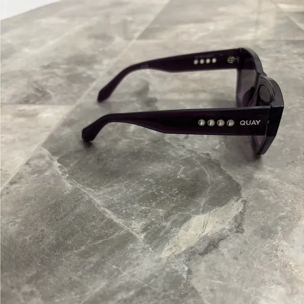 quay sunglasses - Image 2