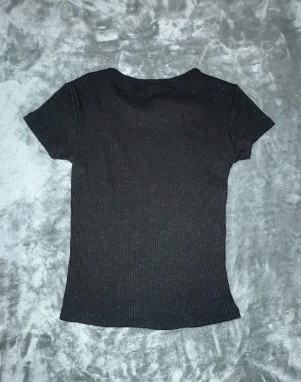 BLACK FITTED T - Image 2