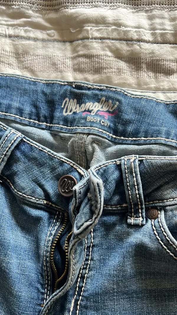Wrangler Jeans Bootcut Mid-Rise - Image 2