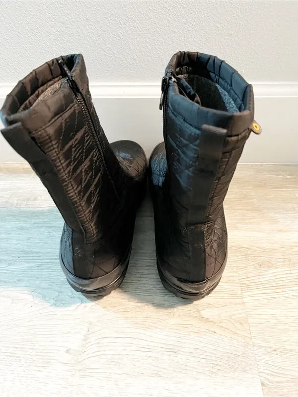 Bogs Women's Snowday II Mid Work Boots Size 9 Black - Image 4