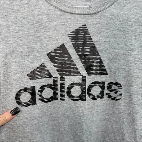 Adidas gray graphic logo short sleeve the go-to tee cotton active tshirt‎ small - Image 3