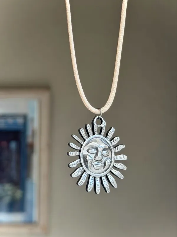 Handmade stainless steel sun boho retro vintage style necklace☀️ - Image 2