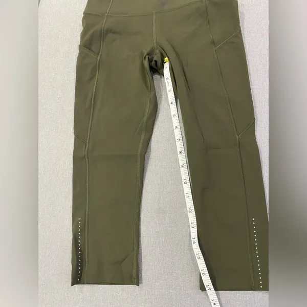 Lululemon High-Rise Olive Green Capri Leggings Size 6 Cropped Activewear Pants - Image 6