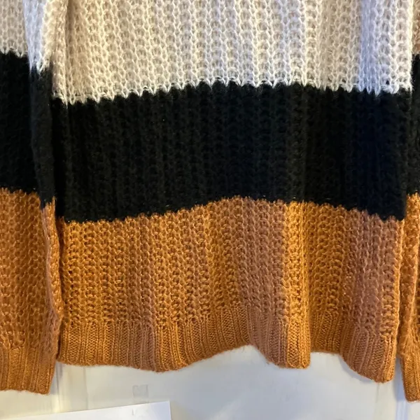 American Eagle Striped V Neck Long Sleeve Sheer Knit‎ Sweater XS - Image 8