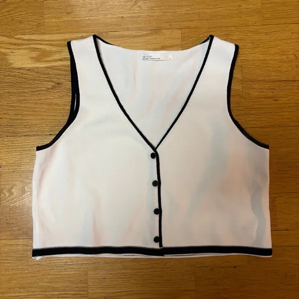 Oak + Fort White Black Minimalist Preppy Academia Coastal Sweater Vest S - Image 2