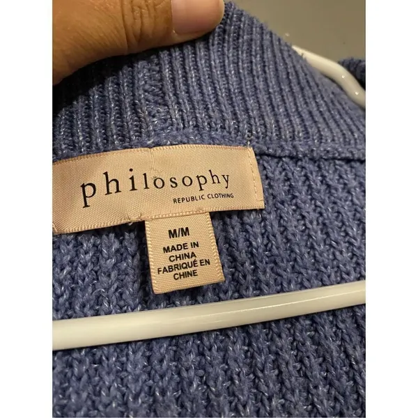 Philosophy Light Blue Purple Pointelle Sleeve V-Neck Sweater Size Medium - Image 3
