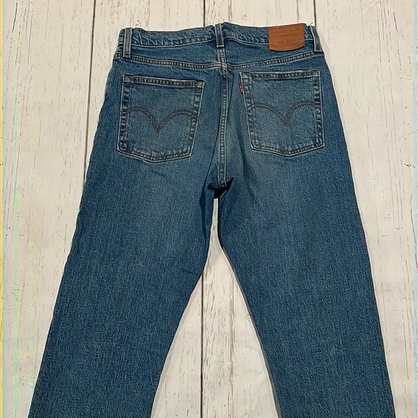 Levi’s Strauss wedgie blue cropped jeans - Image 3