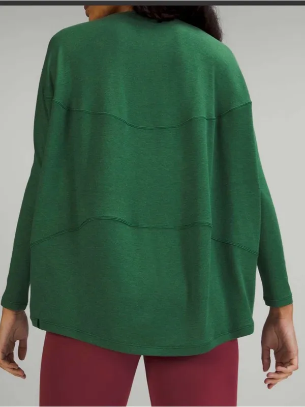 New With Tags Lululemon Back in Action Ribbed Ling Sleeve Shirt Sz 8 - Image 4