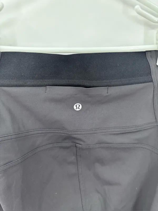 lululemon athletica Black Sculpting Leggings - Image 4