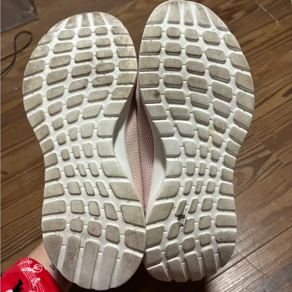 Adidas Women's Light Pink Sneakers - Image 9