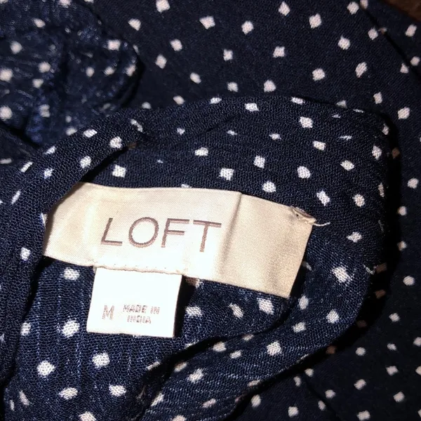 Ann Taylor LOFT size medium polka dot top - Image 4