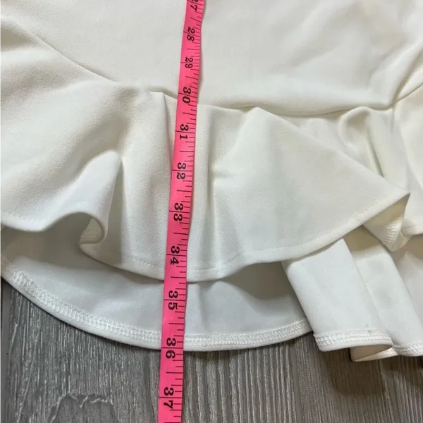 NWT Selfie Leslie Cupid's Bow‎ V-Neckline Ruffle Shoulder Bodycon Dress White XL - Image 5