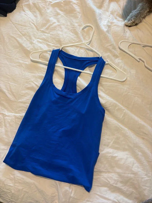 Lululemon tank - Image 2