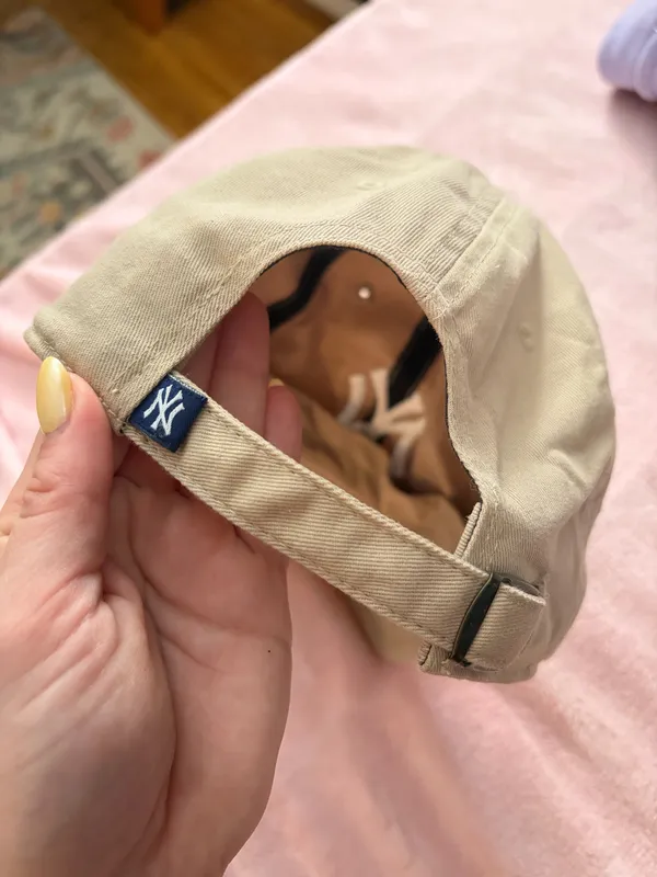 Genuine Merchandise Tan/khaki YANKEE hat - Image 2