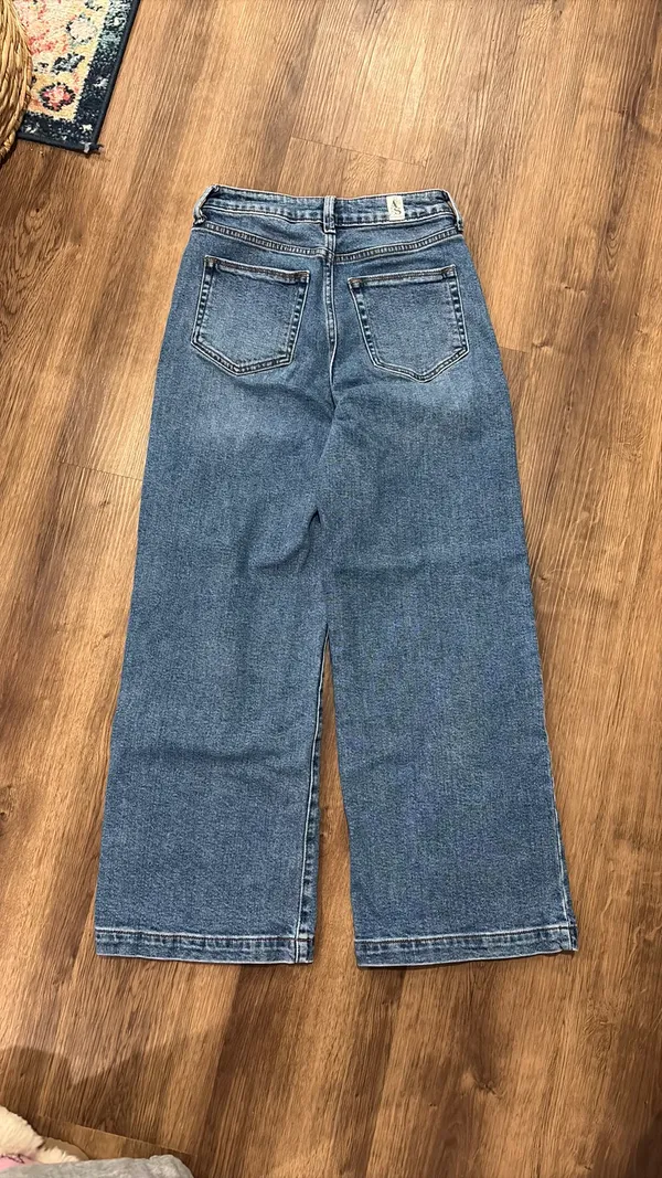 Wide-Leg Jeans - Image 2
