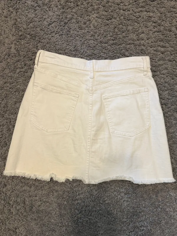 GAP Ivory Denim Mini Skirt - Image 4