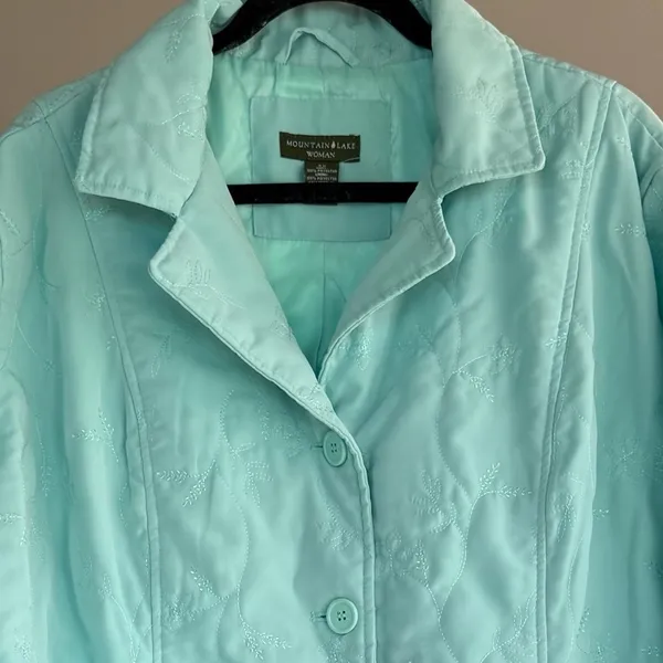 Mountain Lake Blue Lightweight Jacket - Image 2