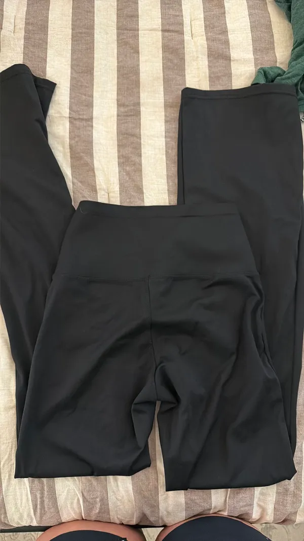 Black Crossover Flare Leggings - Image 2