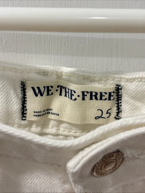 We The Free Women’s Beginners Luck Low Rise Slouch Shorts Size 25 White EUC - Image 5