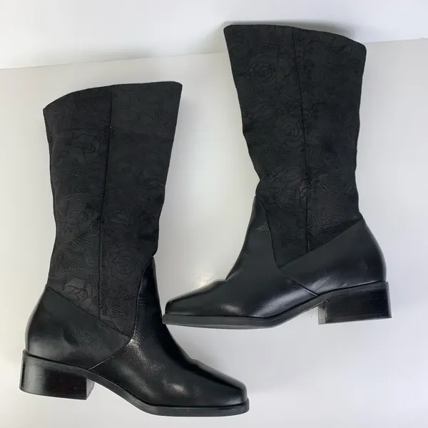 Black Floral Rose Embossed Suede Leather Boots Women's Sz 7 M Markon Suela - Image 7