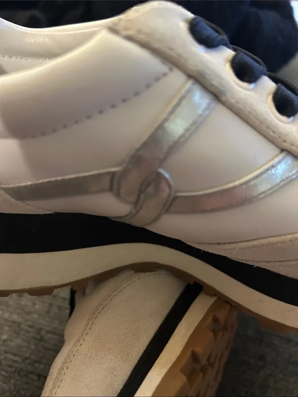 Veronica Beard Valentina Sneaker size 8 White and Black silver slip on leather - Image 9