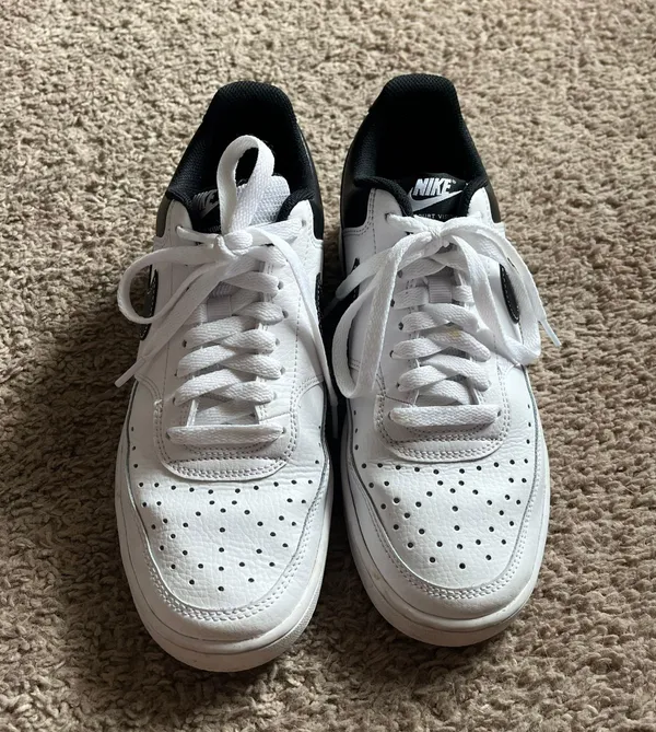 Nike Women’s Court Vision Low Shoes - Image 2