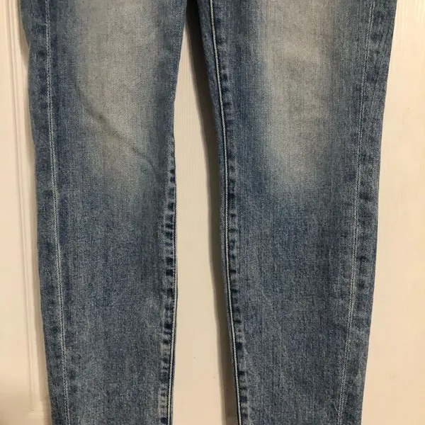 7 For All Mankind Criss Cross Denim Jeans Women's Size 24‎ Trendy - Image 3