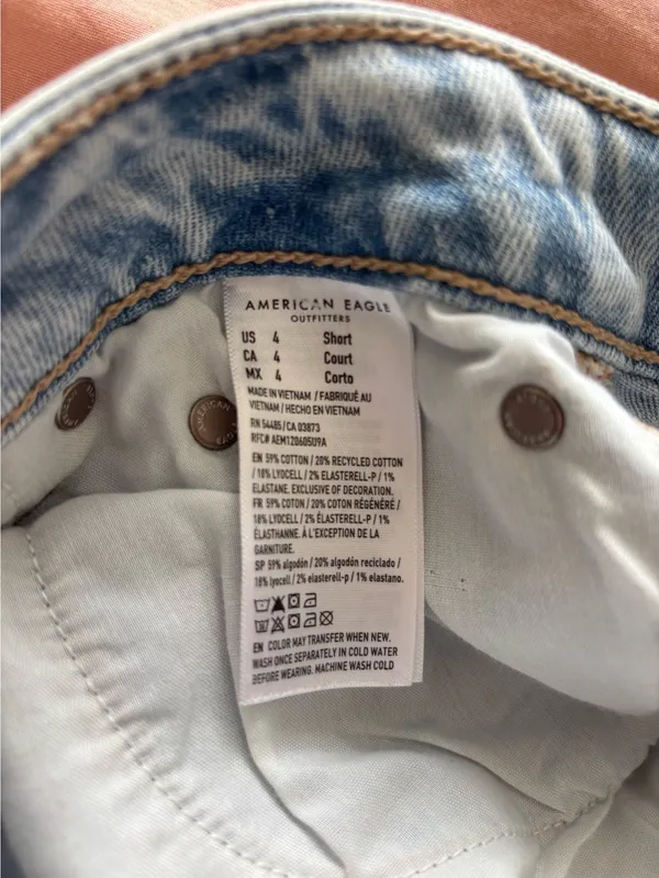 American Eagle Jeans - Image 5