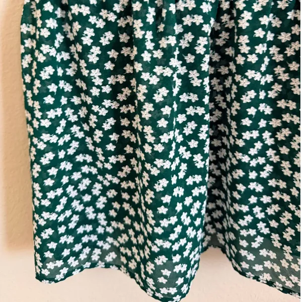 Green Floral Smocked Midi Dress Women Medium Prairie Cottagecore Dainty Granola‎ - Image 9