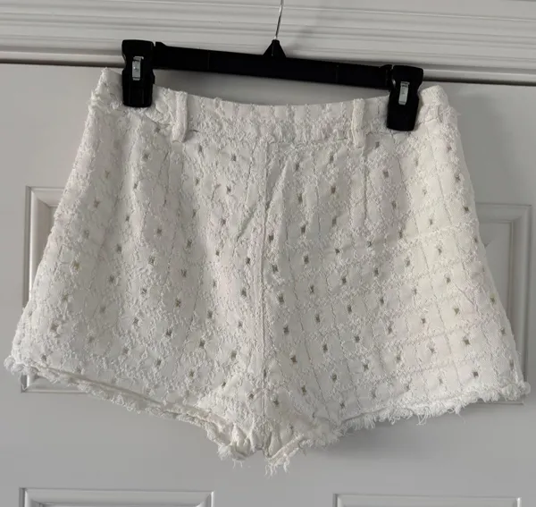 Le lis White High Waisted Shorts - Image 2