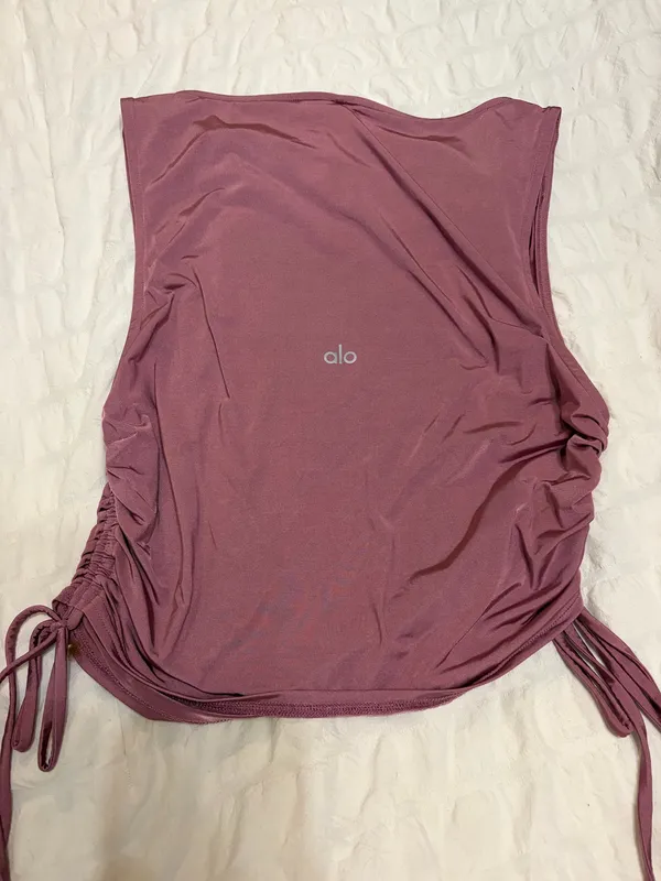 Alo standout cropped tank - Image 3