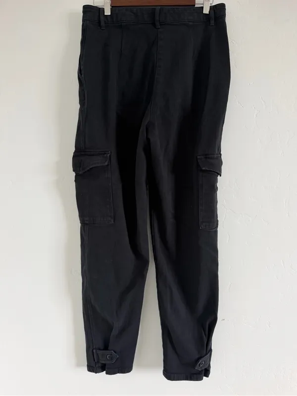 Aritzia Wilfred Free Modern Cargo Pants Size 10 Black High Rise Utility - Image 3
