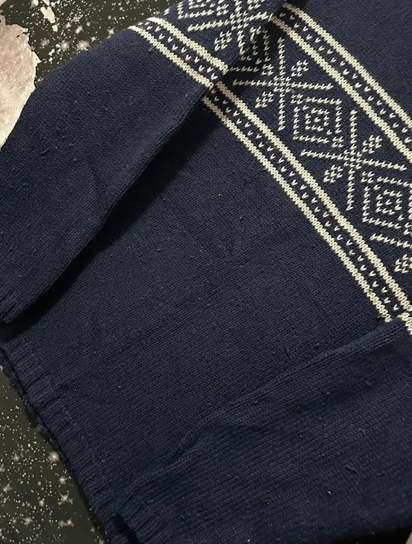 Aeropostale Geometric Nordic Fair Isle Knit Sweater - Image 4