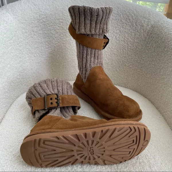 UGG Chestnut Cambridge Knit Suede 1003175 Boots Booties 6 - Image 2