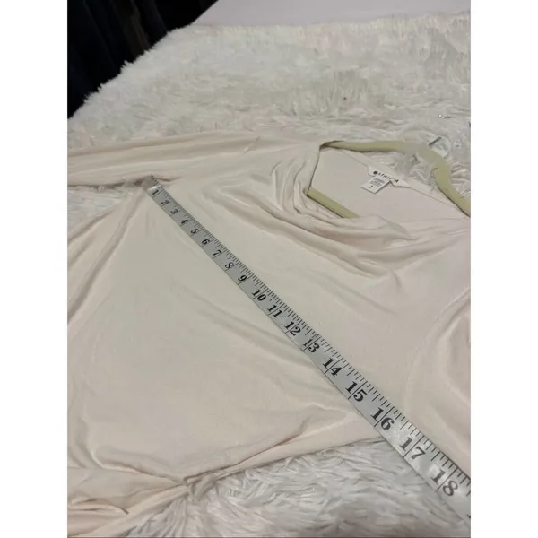 Athleta Modal Weekender Top in White Small - Image 4