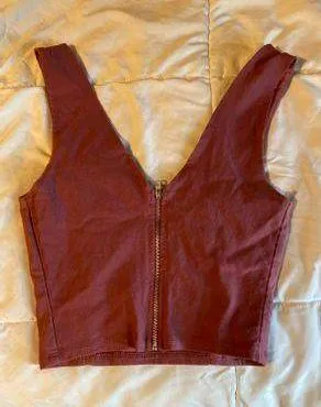 Charlotte Russe Zipper Crop Top - Image 5