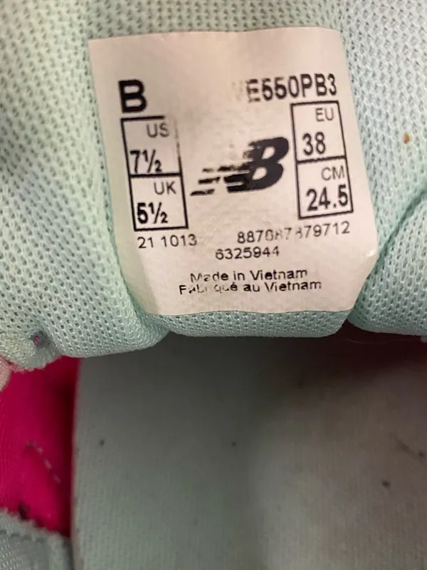 New Balance 550v3 Womens Running Shoes Size 7.5 - Image 8