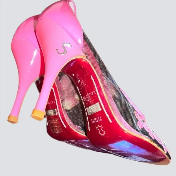 Stuart Couture gorgeous unique pink patten leather heels with black mesh… - Image 12