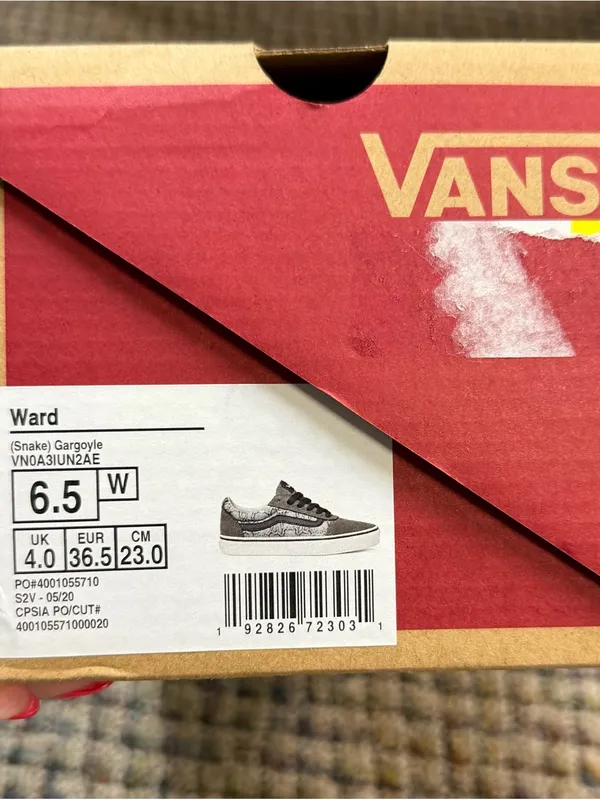 Vans Sneakers - women’s size 6.5 - Image 7