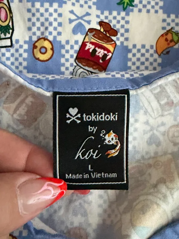 Koi Tokidoki Women L Summer Picnic Eve Scrub Top Shirt Stretch Pockets 1017TKD - Image 6