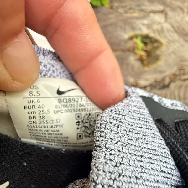 Nike Epic React Flyknit 2 White Black Oreo women Size 8.5 Running Sheos - Image 8