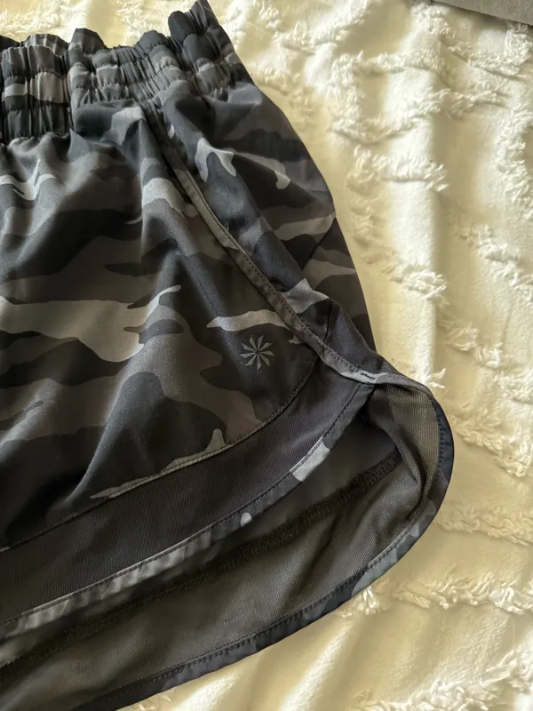 Athleta Mesh Racer Run Shorts 4" - Image 2
