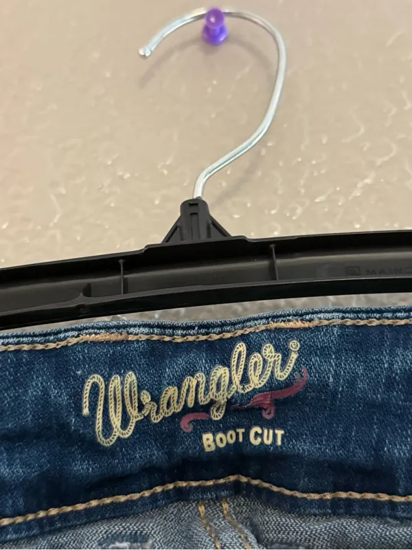 Wrangler Women's Retro Mae Bootcut Jean with Stretch Fabric 7X34 - Image 10